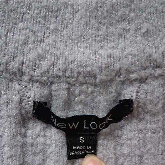 New Look Lavender Button-Up Ribbed Top/Sweater - Picture 4 of 7